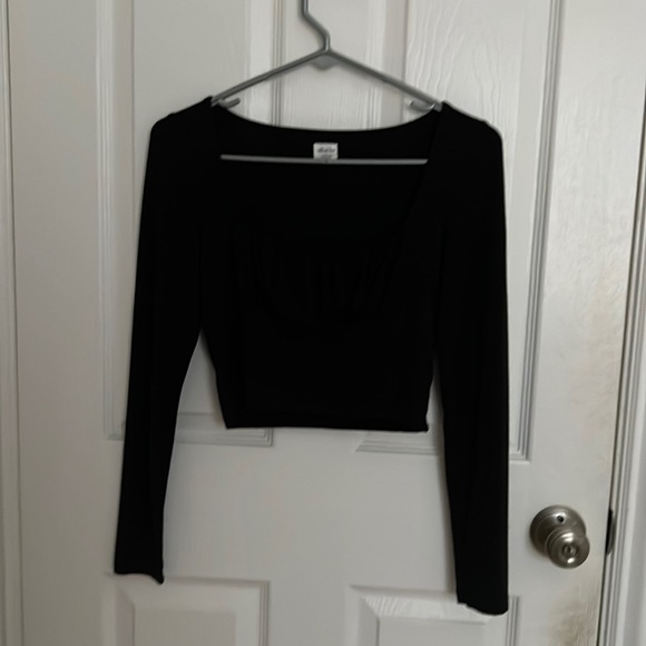 Aritzia Tops - ARITZIA ORBIT LONG SLEEVE TOP